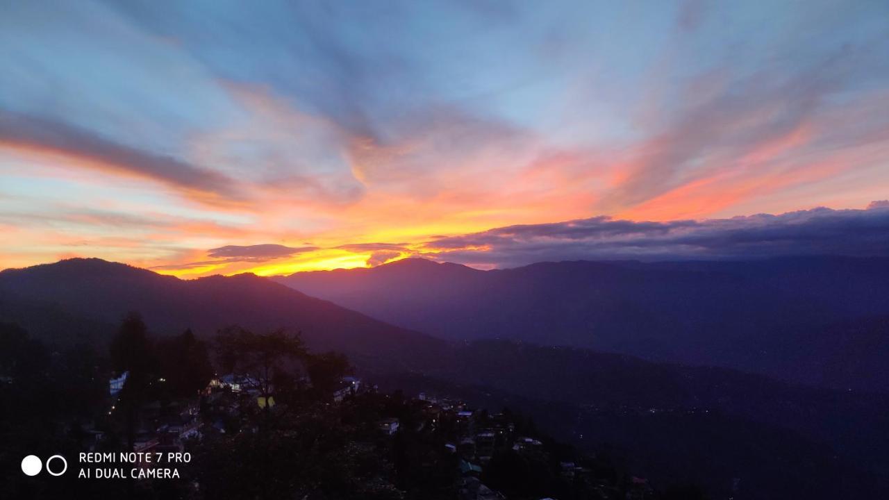 Swarna Kamal Homestay Darjeeling  Exteriör bild